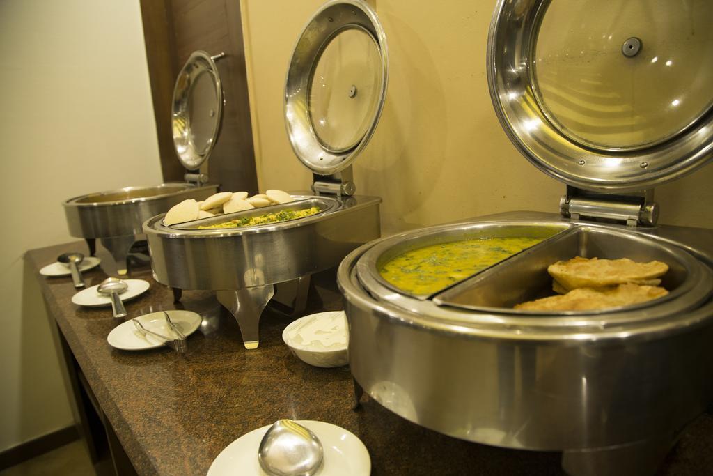 Hotel Mint Casa New Delhi Buitenkant foto
