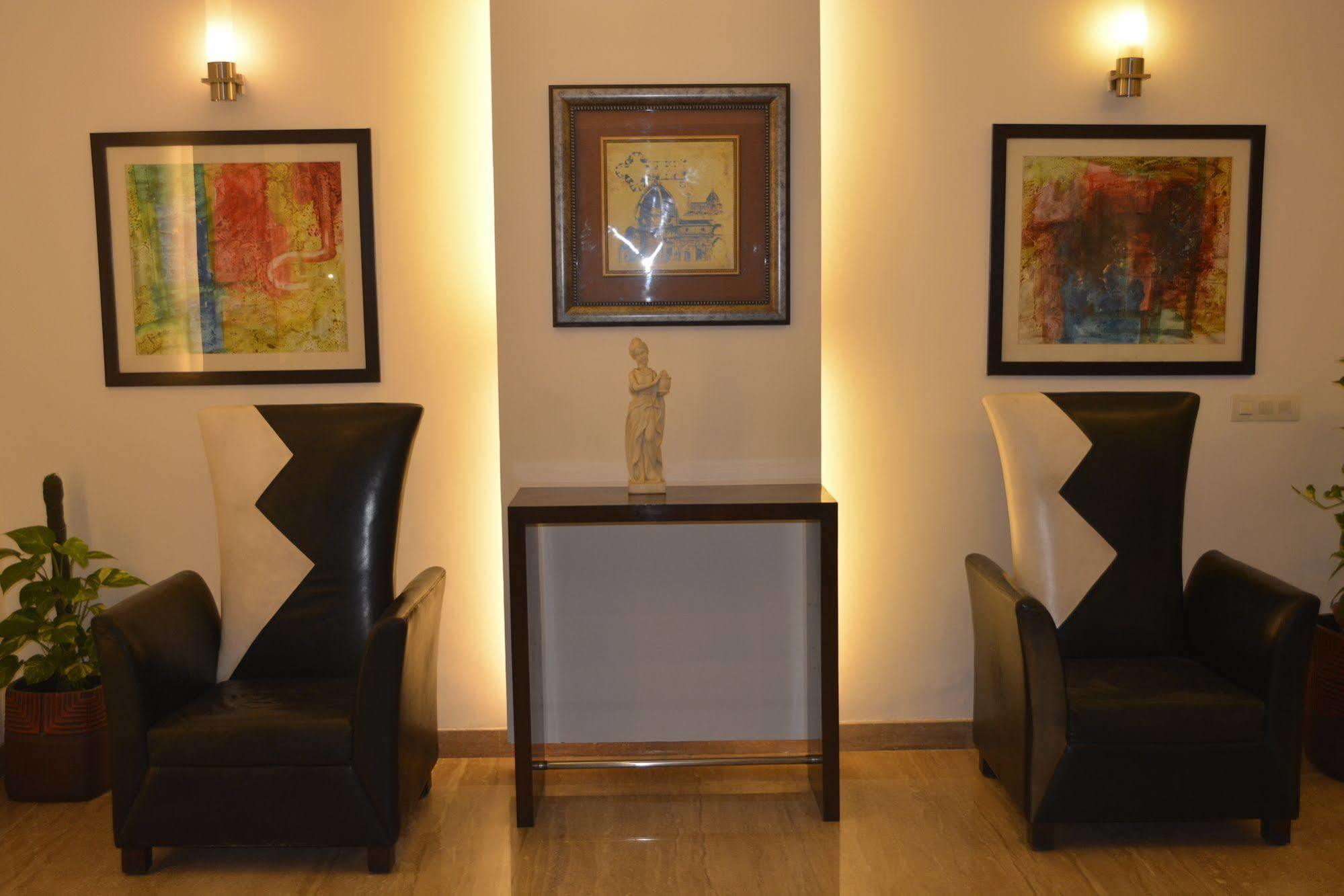 Hotel Mint Casa New Delhi Buitenkant foto